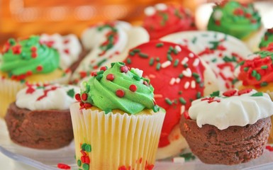 Cupcakes and cookies