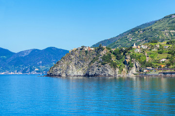 Fototapeta na wymiar Panorama of the Cinque Terre. In the foreground the town of Corniglia.