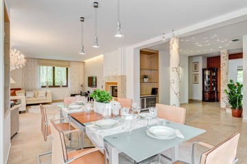 Chic residence ready for party