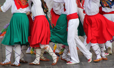 Fototapeta premium Exhibición de danza vasca
