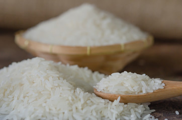 Fototapeta na wymiar white rice grains