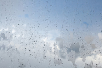 Obraz premium rain droplets in a window