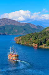 Naklejka premium Lake Ashi and Mount Fuji as Background