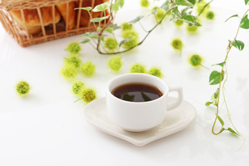 おいしそうなコーヒーとパン