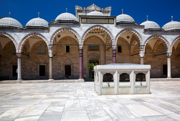 The inner courtyard of Suleymaniye Mosque, Istanbul