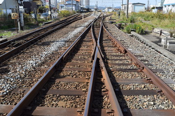 Fototapeta na wymiar 鉄道の分岐ポイント／鉄道線路で、分岐ポイントを撮影した写真です。