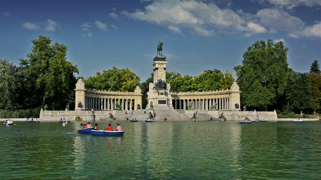 Madrid, Spain. July 2015. Time lapse tourists and locals in El Retiro park