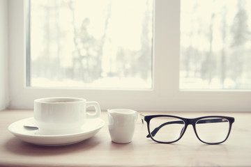 concept vision glasses, breakfast