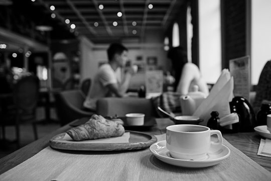 Fototapeta black and white photo restaurant serving