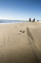 Fototapeta na wymiar empreintes à la plage