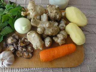 vegetables cook gratin, carrot, artishok, potatoes, mushrooms, onion, garlic, wild plants recipes,  eda, cuisine, healthy food