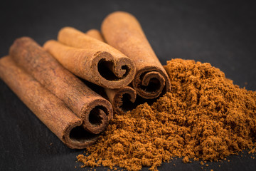 Cinnamon sticks with powder