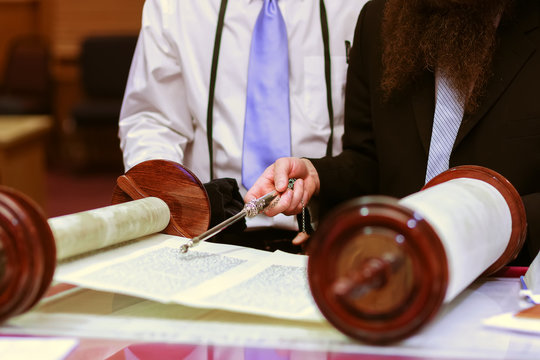 Jewish man dressed in ritual clothing