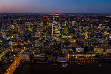 Obraz premium Aerial view of London during sunset