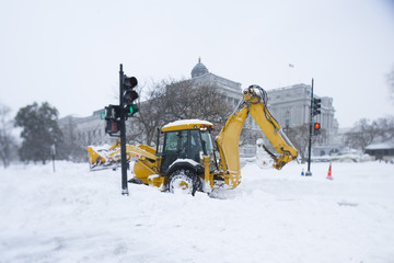 Snowblower with tilt-shift effect
