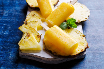 Homemade fruit popsicle
