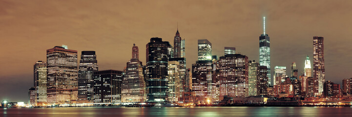 Manhattan at night © rabbit75_fot