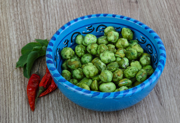 Wasabi peas