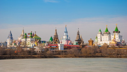 Obraz premium Fabulous ancient Russian town in Izmailovo in Moscow
