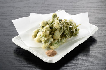 タラの芽　天ぷら