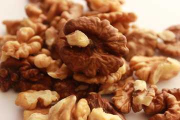 Walnuts look like a brain 