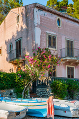 Fototapeta na wymiar House on the beautiful island Taormina - Sicily 