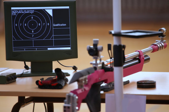 air rifle and 10m target monitor