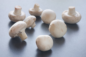 champignon white mushrooms