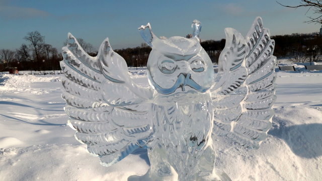Ice sculpture of an owl in Tsaritsyno