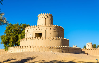 Obraz premium Tower of Al Jahili Fort in Al Ain, UAE