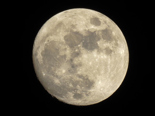 Obraz premium Full Moon in dark night sky