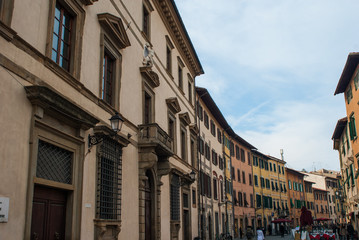 Fototapeta na wymiar Facciata palazzo signorile, centro storico, Pisa