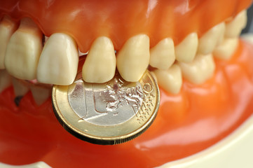 Zähne, Zahn, Zahnmodell, Symbol, Zahnpflege, Zahnarzt, Kostenvoranschlag, Zahnersatz, Implantat,...