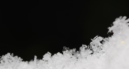 kristalle im schnee panorama
