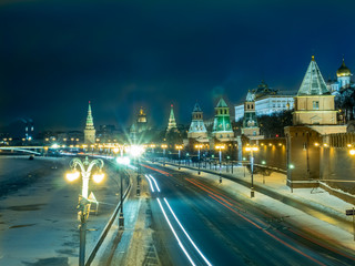 Fototapeta na wymiar Amazing view of the Kremlin walls at night -1