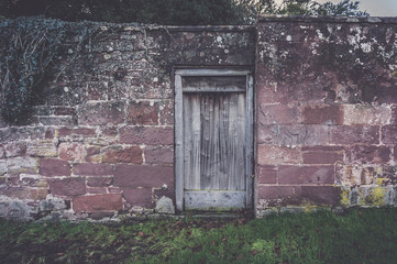 Fototapeta na wymiar doorway in a wall