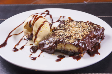 Chocolate and banana creppe