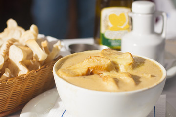 Fillet Mignon, peas and chips