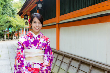 Fototapeta premium Japanese Woman wearing the kimono dress