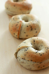 黒ごまベーグル