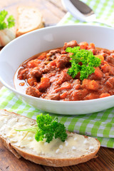 deftige Gulaschsuppe