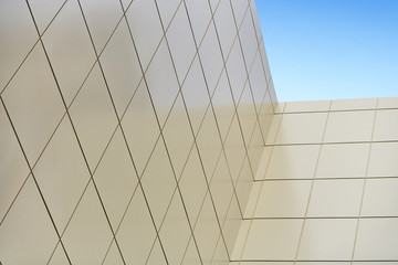 Facing facade of the composite panels