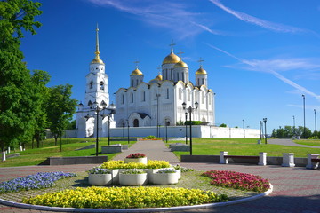 Fototapeta na wymiar Assumption cathedral at Vladimir in summer, Russia