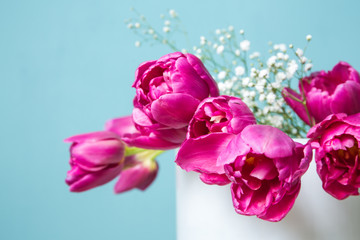Fototapeta premium Tulpen in einer Vase