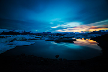 Jökulsárlón - Bucht mit Eisbergen - Gletscher