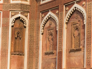 Details of the red fort in Agra