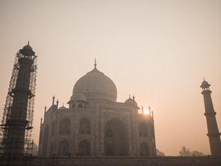 Fototapeta na wymiar Visiting the Taj Mahal in Agra