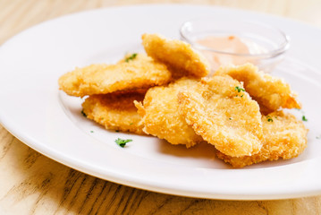 chicken nuggets with sauce