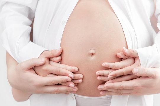 Tum pregnant woman