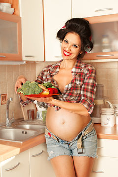 Pregnant Housewife Pin-up Style